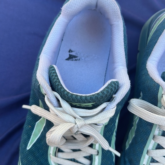 Altra Torin 2.0 zero drop foot shape running shoe teal / green/ white - Picture 8 of 8